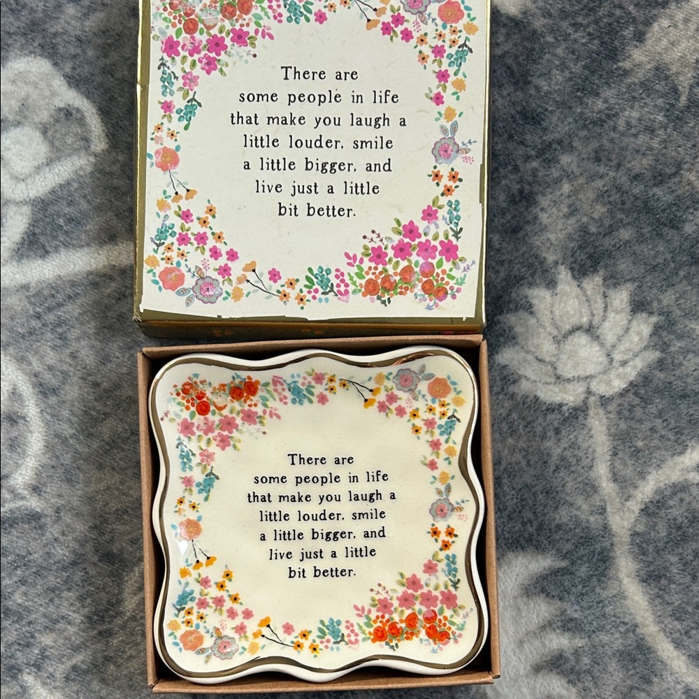 Natural Life Floral Decorative Plate with Inspirational Quote